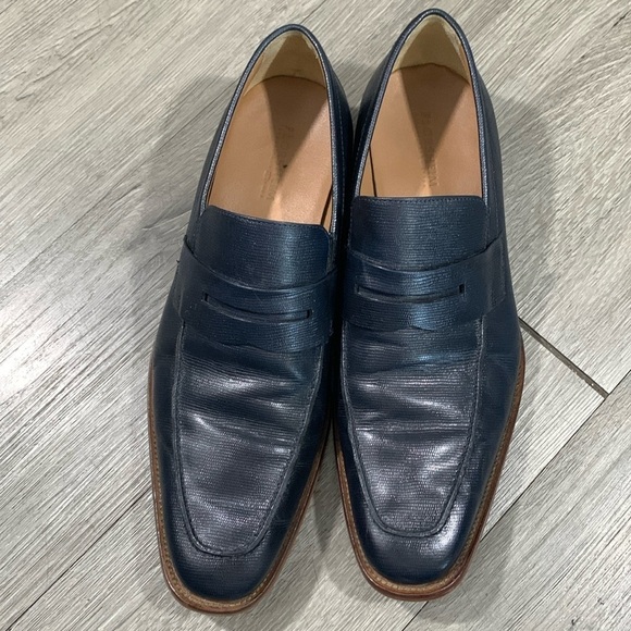 Florsheim Navy Blue Textured Leather Slip-On Loafers size 11 D - Picture 1 of 10